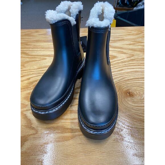 Marc Fisher Shoes - Marc Fisher LTD Fargo Sherpa Chelsea Boots Women's 5 M Black Leather Slip On S13